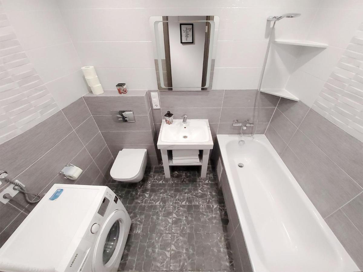 Monro Apartment Lviv Dış mekan fotoğraf