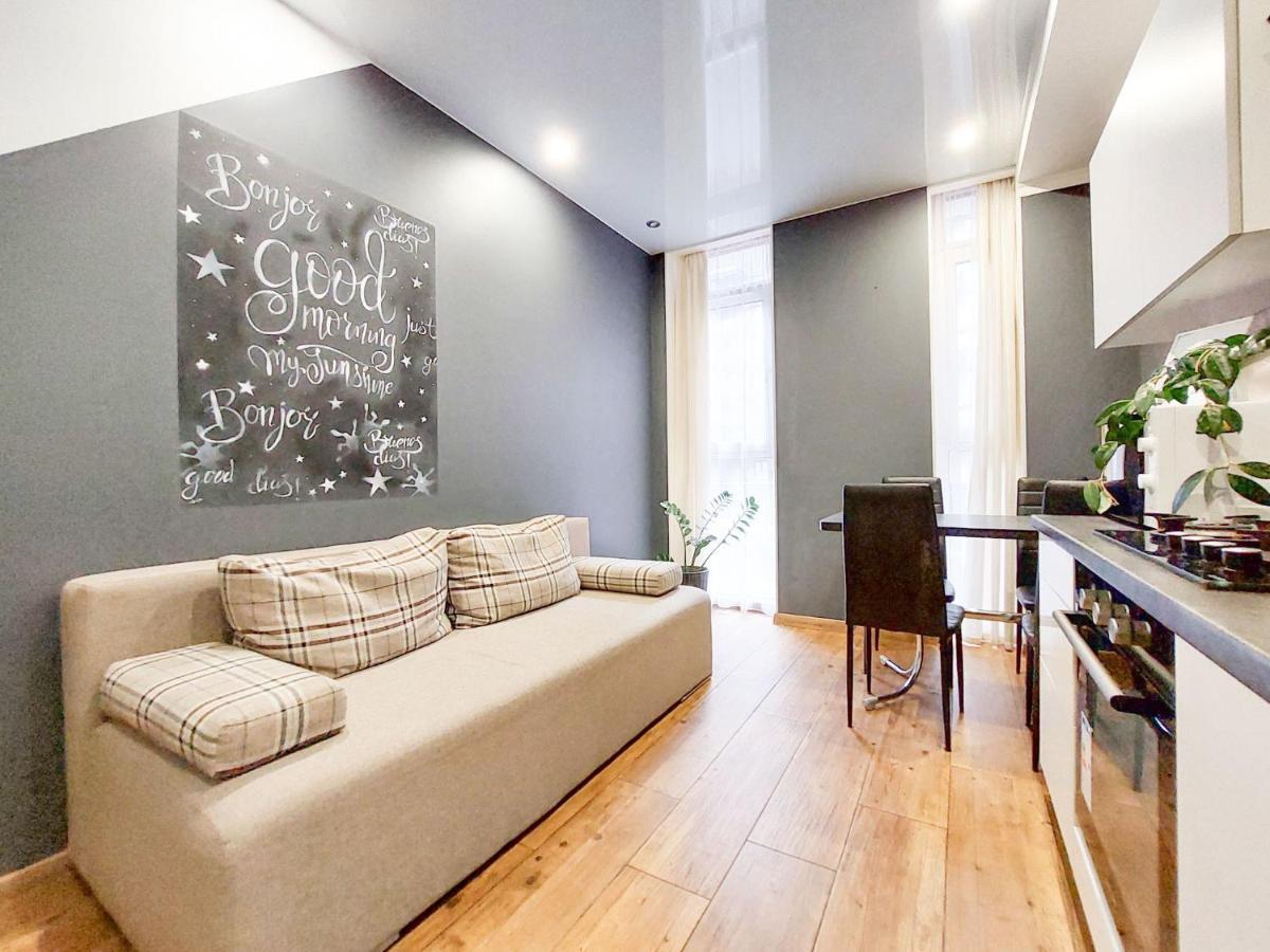 Monro Apartment Lviv Dış mekan fotoğraf